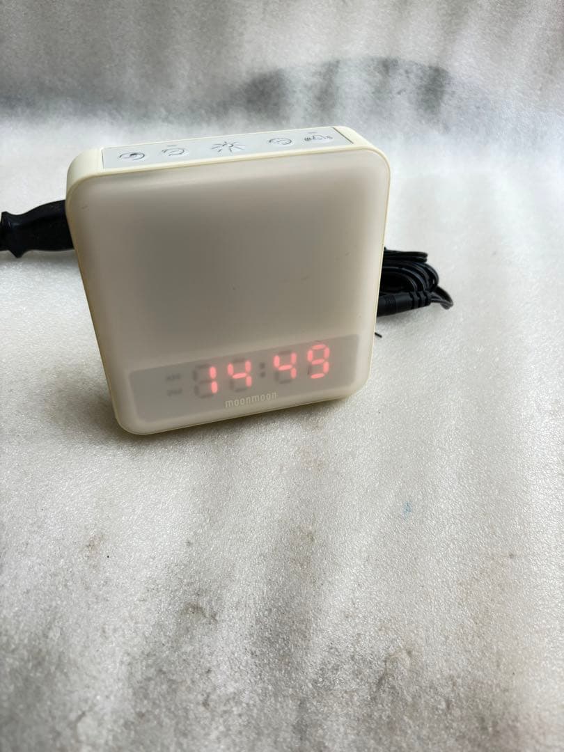 TOTONOE LIGHT トトノエライト　moonmoon　睡眠リズム照明