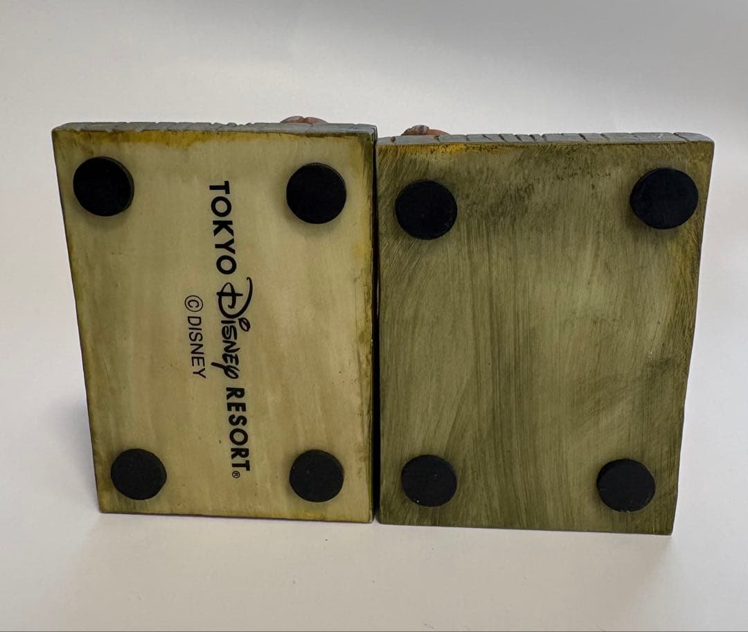 チップとデール　ブックスタンド　ブックエンド　東京ディズニーランド