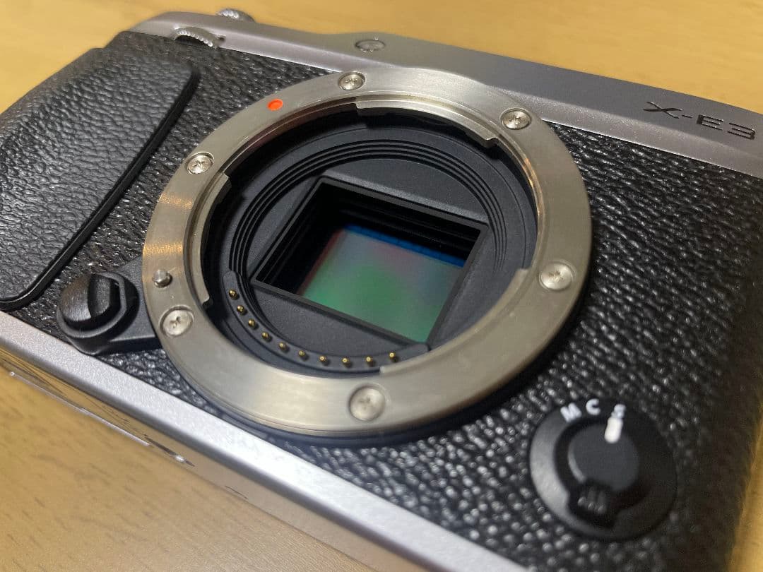 美品 FUJIFILM X-E3 富士フイルム ミラーレス一眼カメラ ボディ
