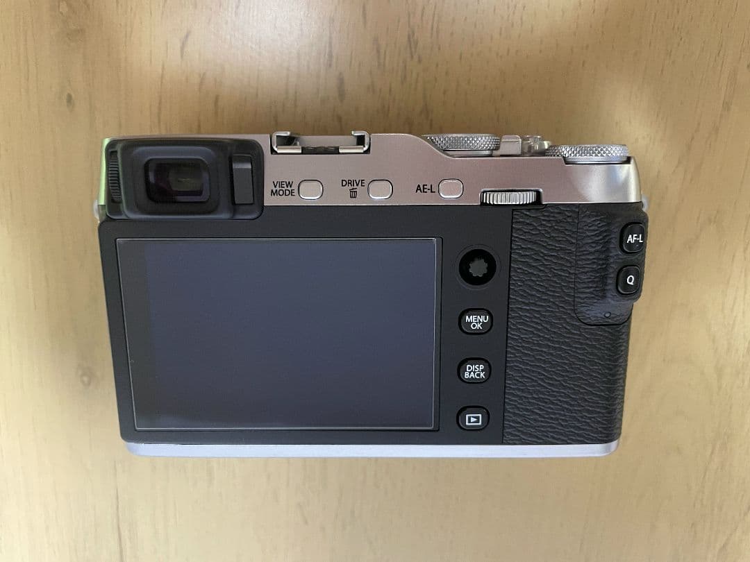 美品 FUJIFILM X-E3 富士フイルム ミラーレス一眼カメラ ボディ