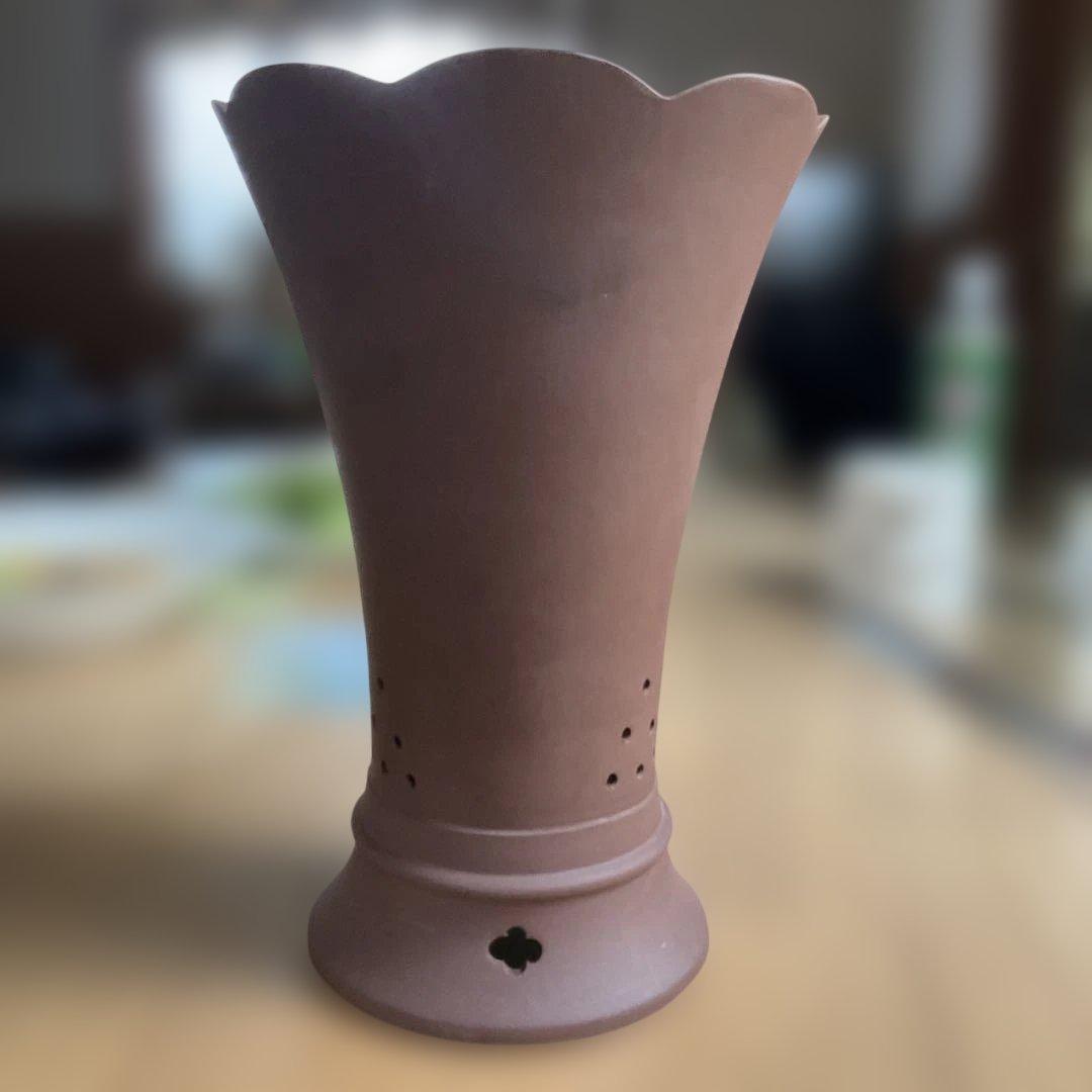 宜興陶器、花模様フラワーベース