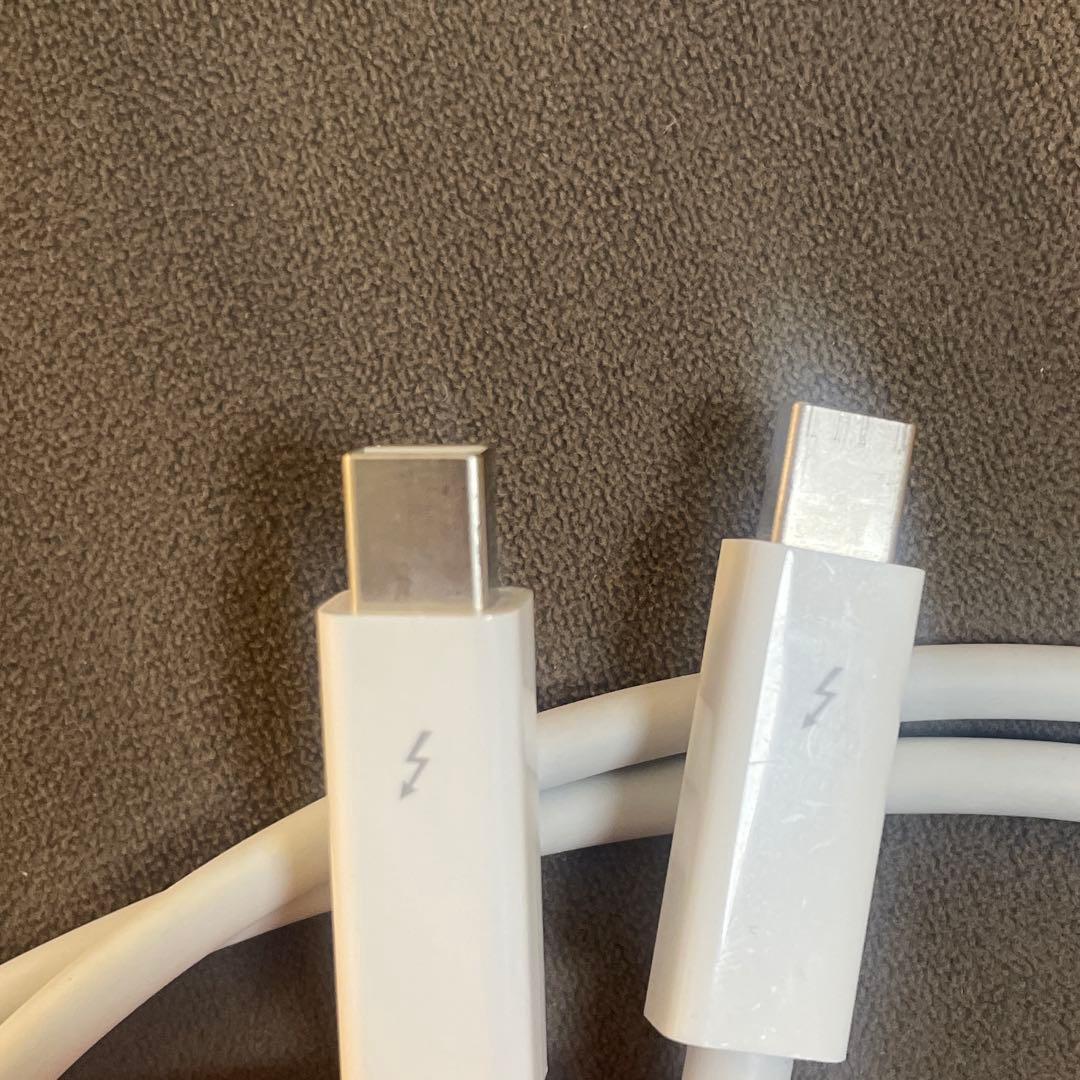 【純正箱あり】Thunderbol2ケーブル 2M