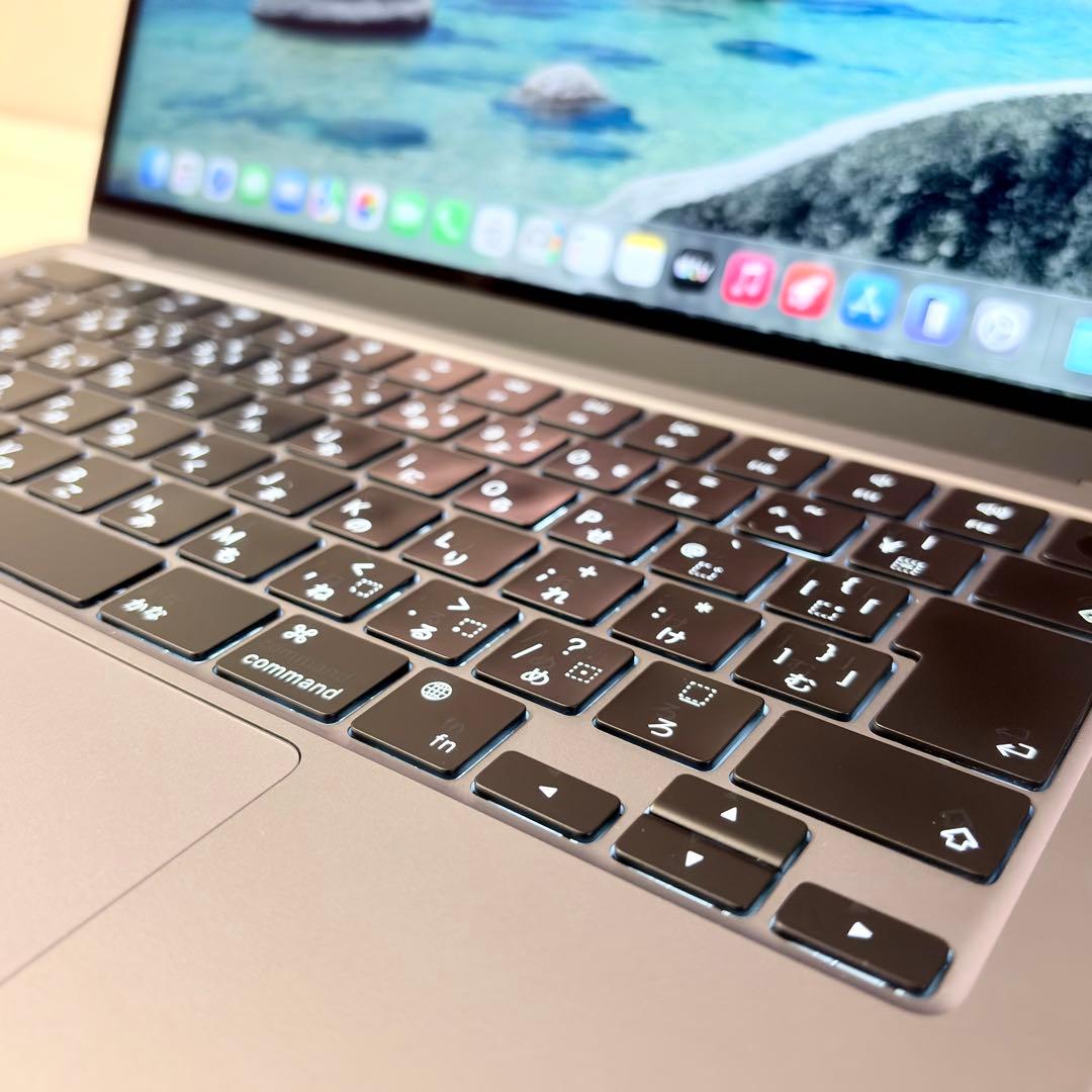 【超美品】MacBook Air M2 / 16GB 512GB ★限定値下げ