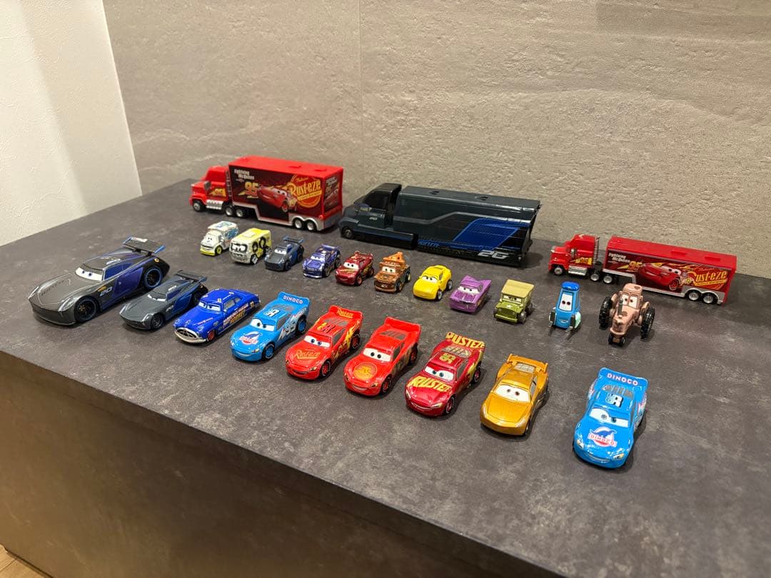カーズ　まとめ売り22台　トミカ　ミニミニカーズ　マルテ　トレーラー