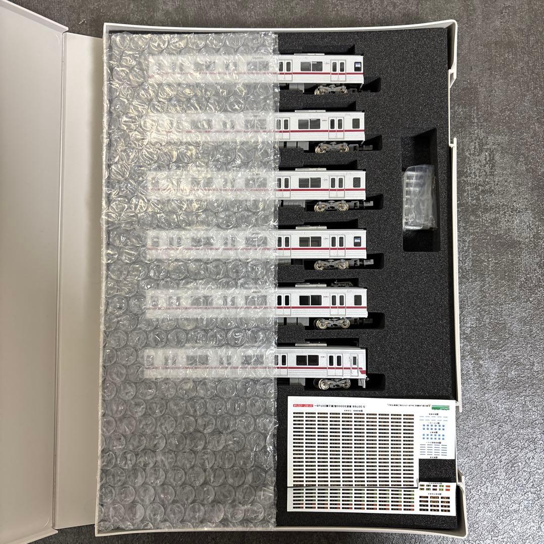 東武30000系（東上線、新ロゴマーク付き） 基本6両編成セット　動力付き