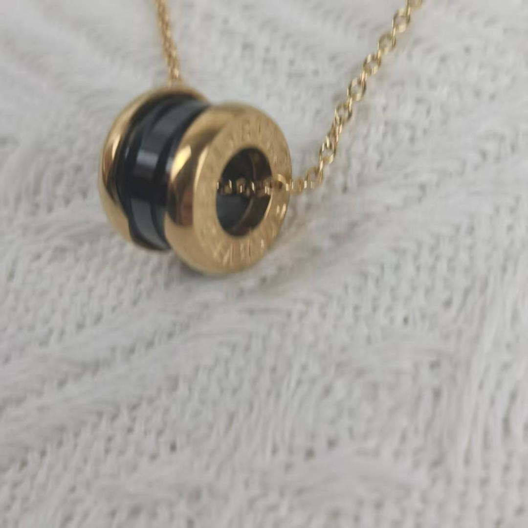 ビーゼロワンネックレス ピンクゴールド