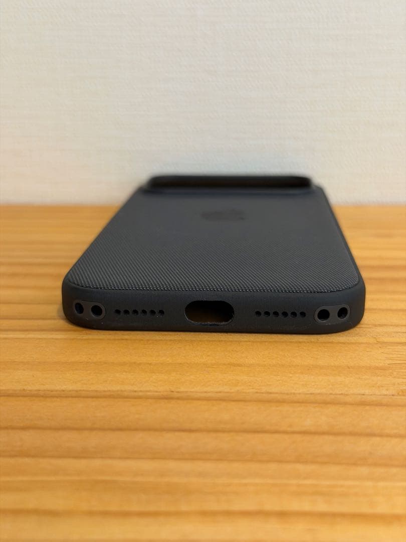 iPhone17 pro max 純正　テックウーブンケース