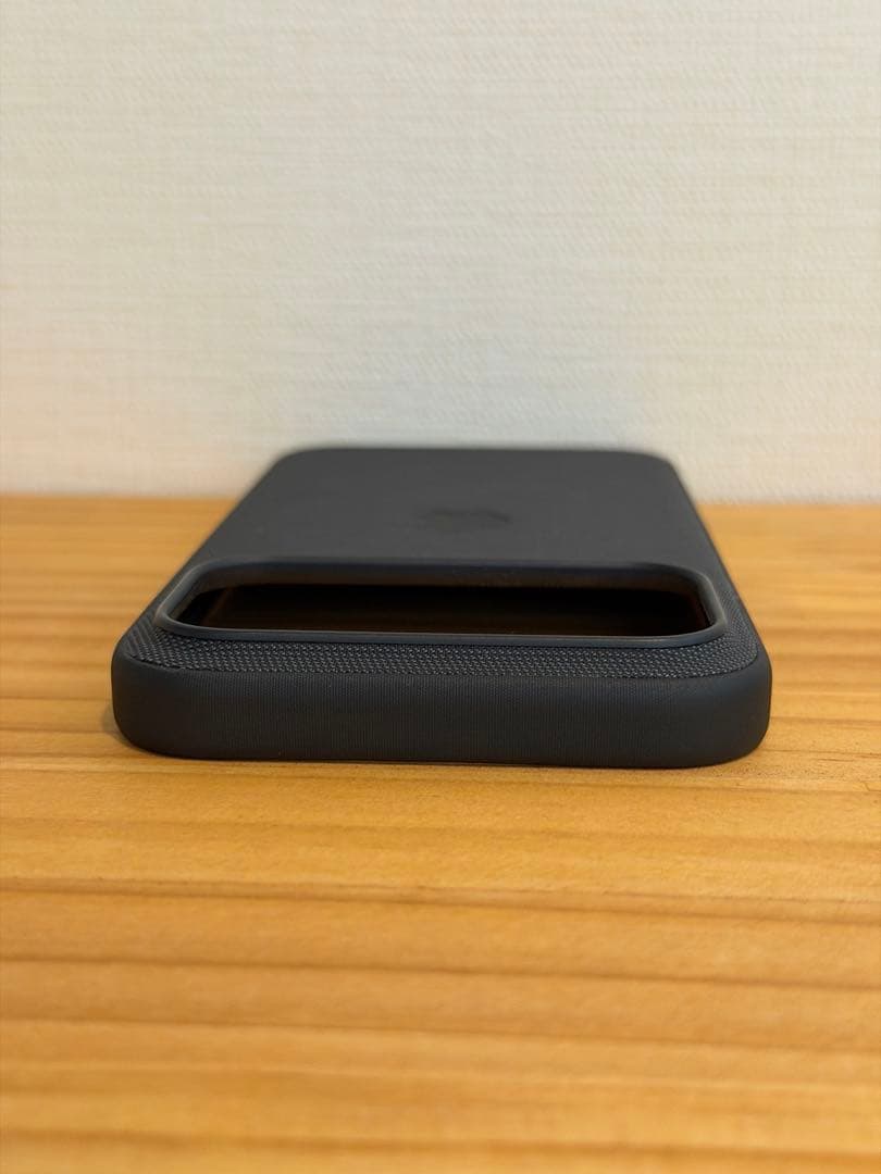 iPhone17 pro max 純正　テックウーブンケース