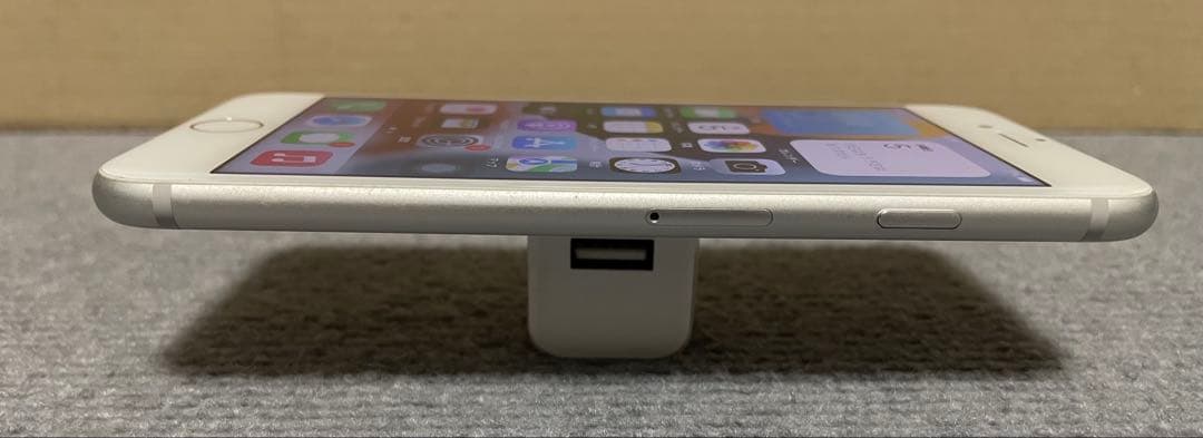 【 美品 】iPhone 7 シルバー 128GB SIMフリー