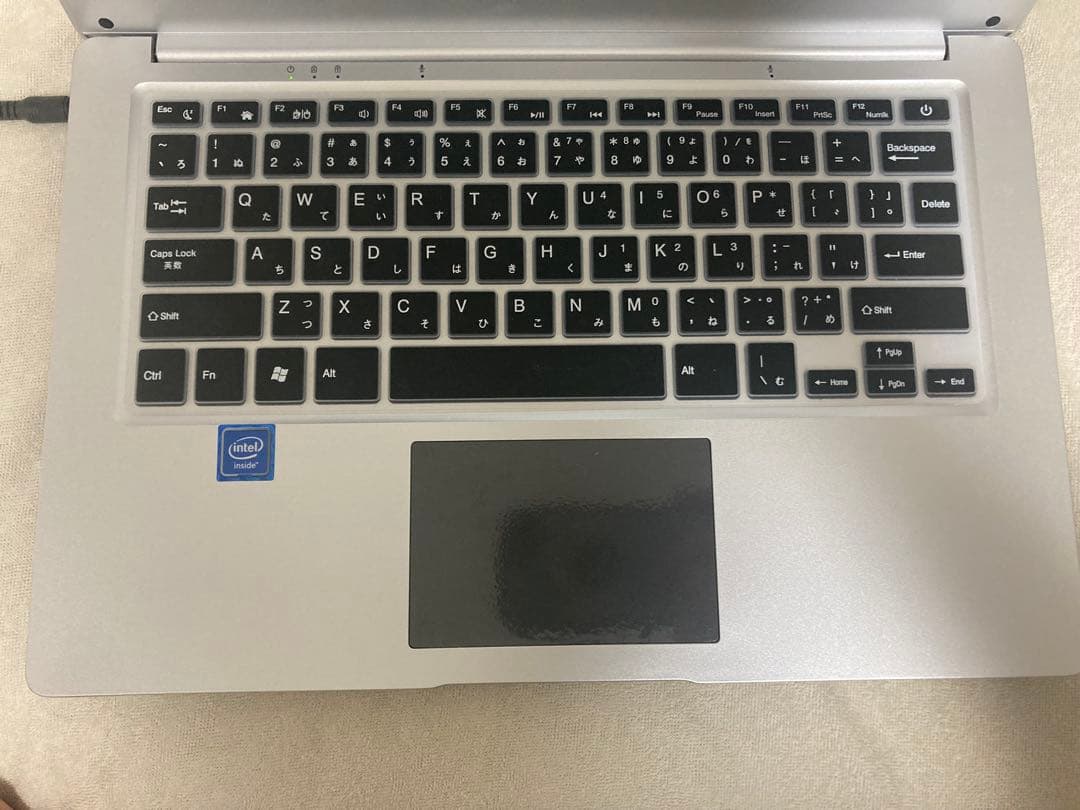 ほぼ未使用　ノートパソコン　　Windows11