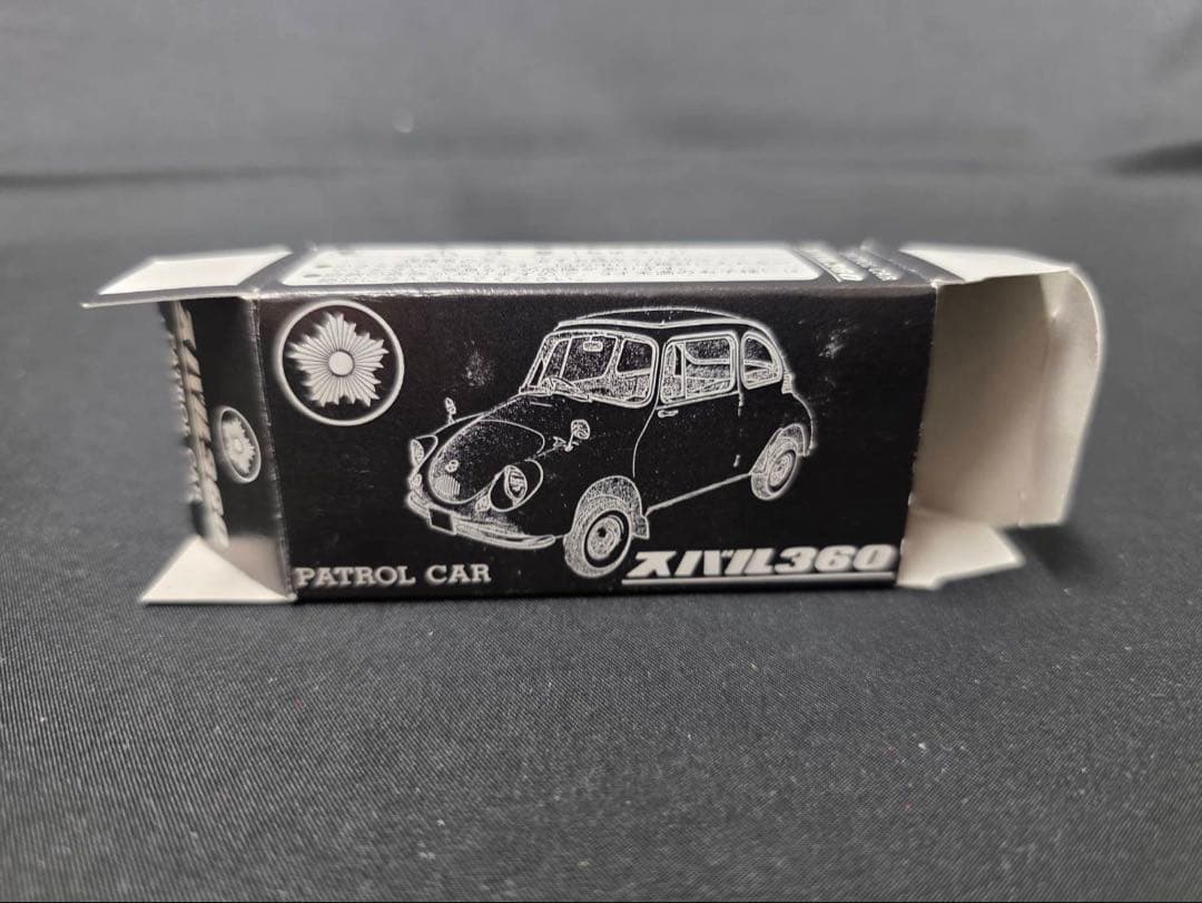 トミカ スバル360パトロールカー