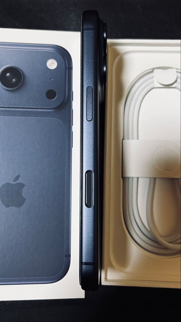 【新品同様】Apple iPhone17Pro 256GB ディープブルー