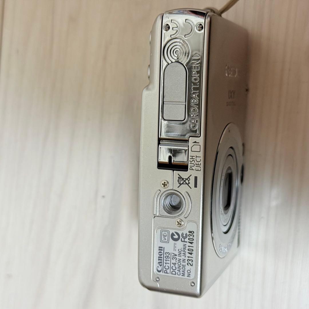 美品　Canon　IXY　DIGITAL 70 PC1193 充電器付き