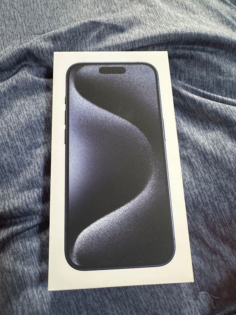 美品Apple iPhone 15 Pro ブルーチタニウム本体128GB