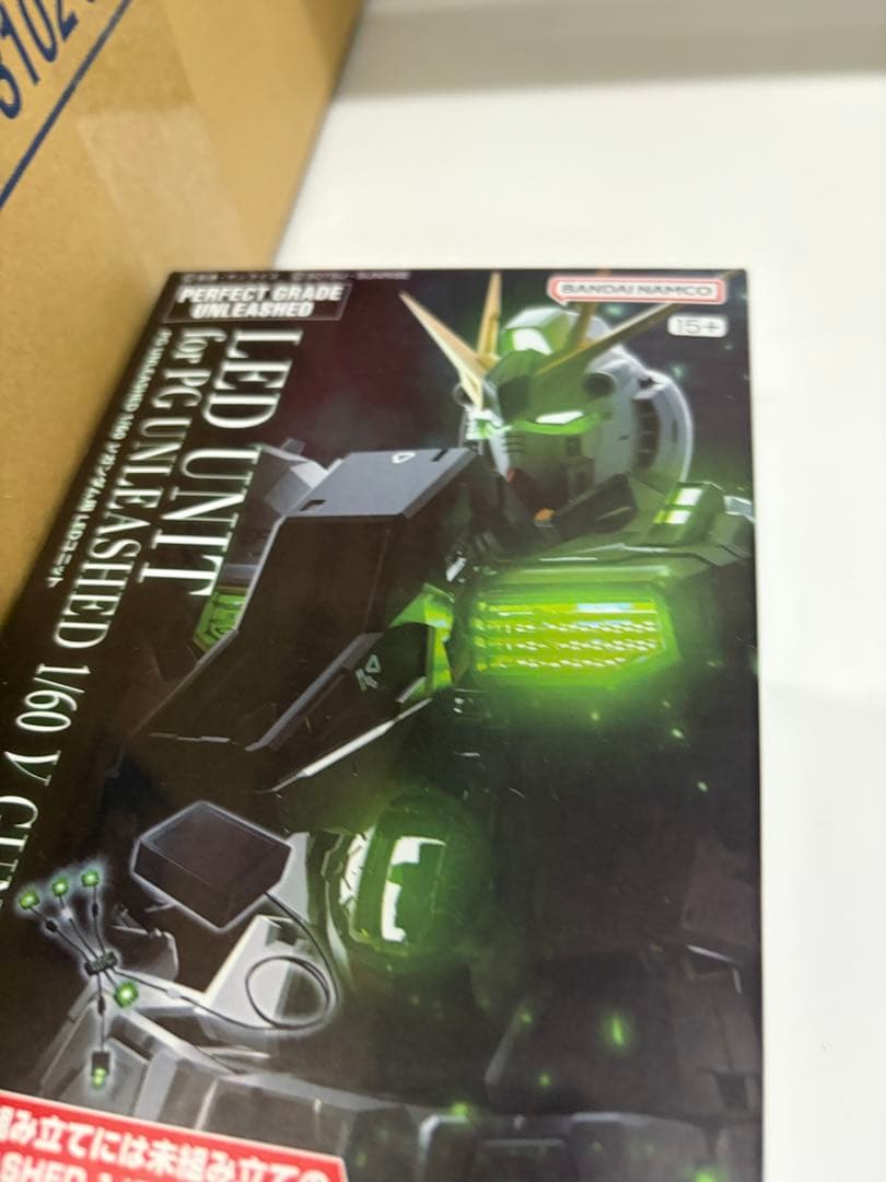 PGUNLEASHED1/60 νガンダム+LEDユニット νガンダム