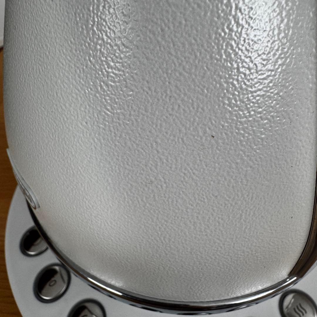 De'Longhi ホワイト電気ケトル 温度調整機能付き