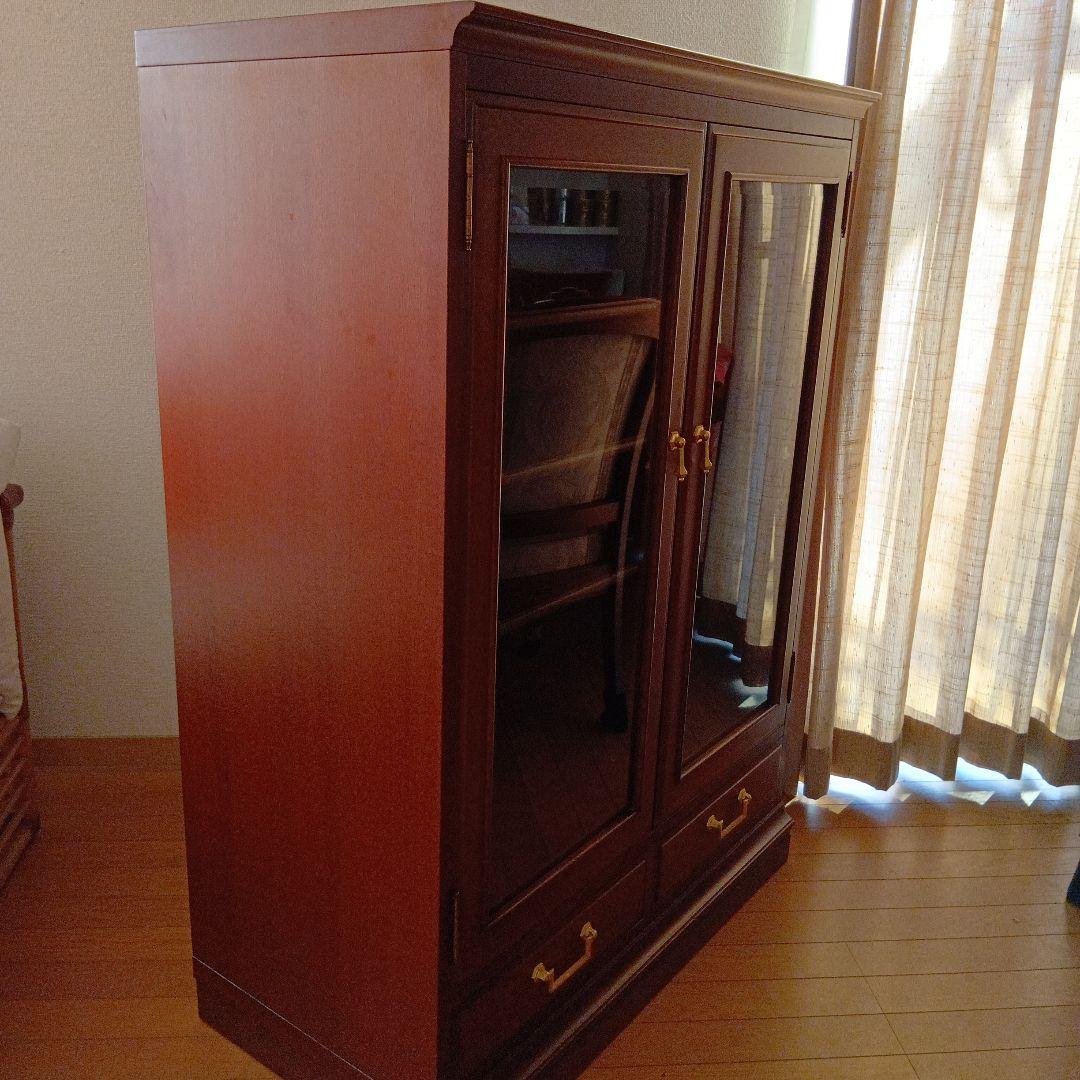 マルニ家具食器棚