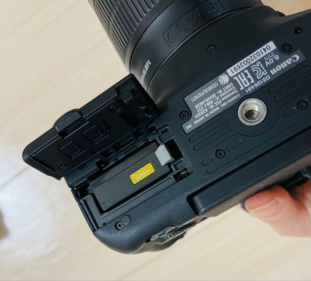 デジタルカメラ Canon EOS 8000D