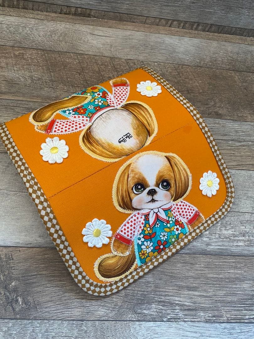 ま*こ様 コヤンイサムチョン　私を見つめる犬シーズー　ふわっと立体　長財布　ハン
