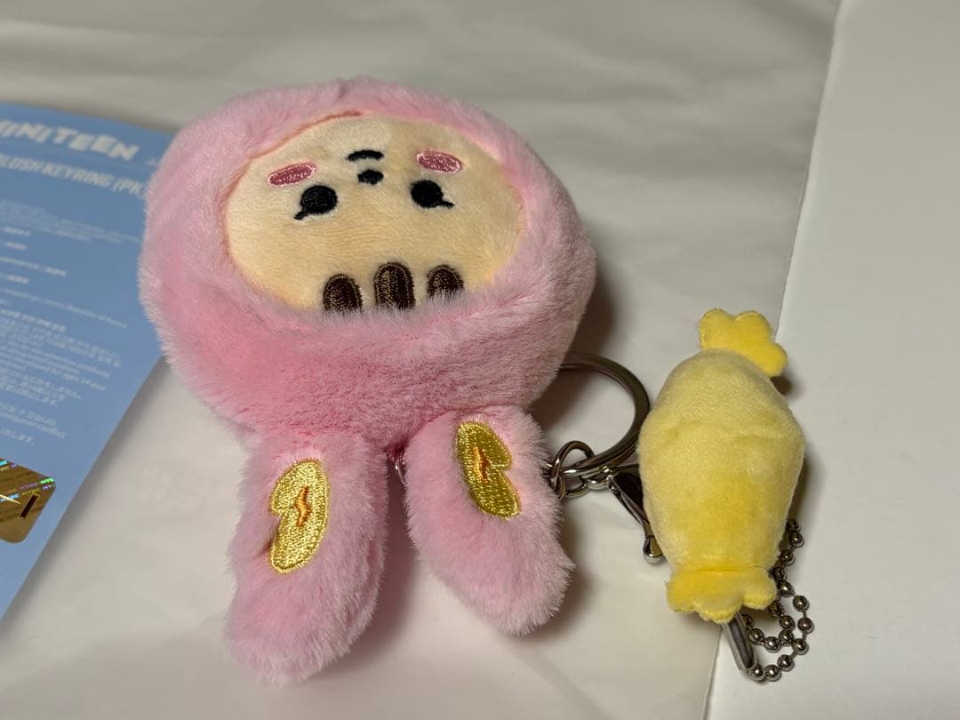 MINITEEN ジョンハン トラム FACE PLUSH KEYRING