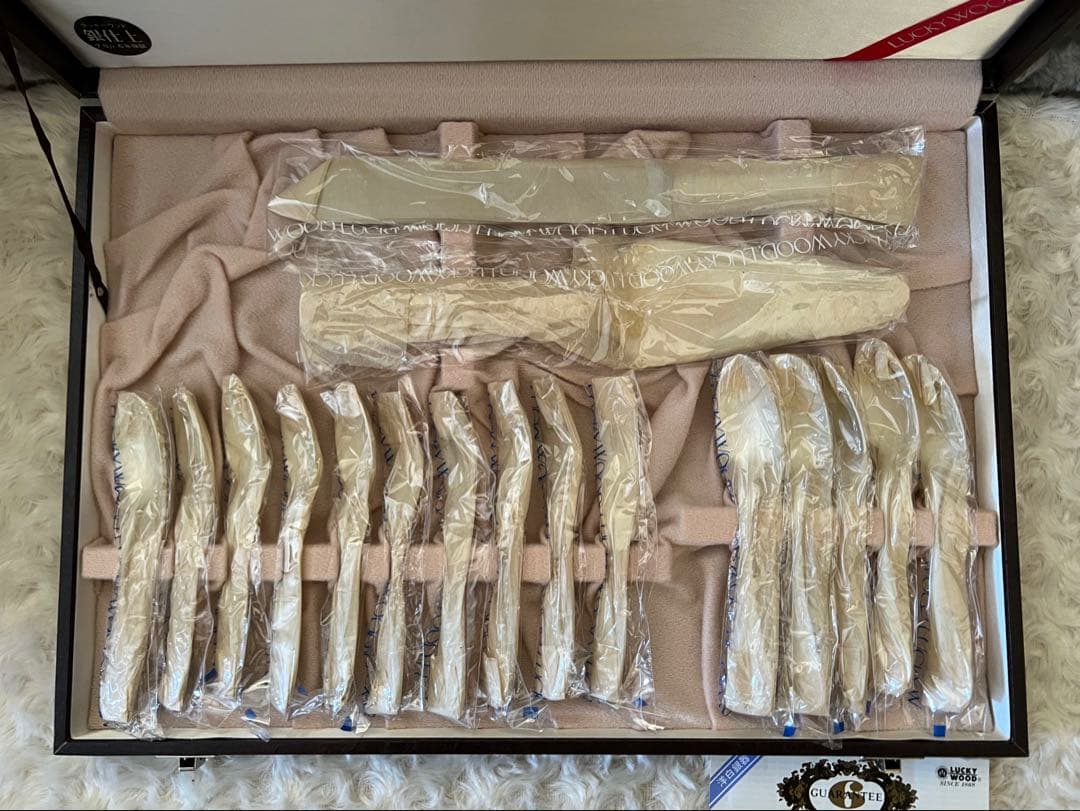 ラッキーウッド カトラリーセット　シルバーレーク　ケーキナイフ＆サーバー他