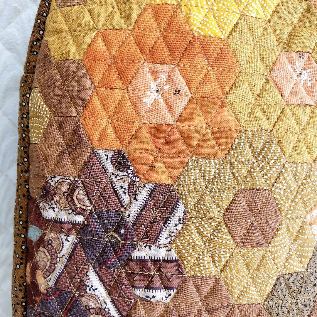 ハンドメイド 幾何学模様 ボディバッグ