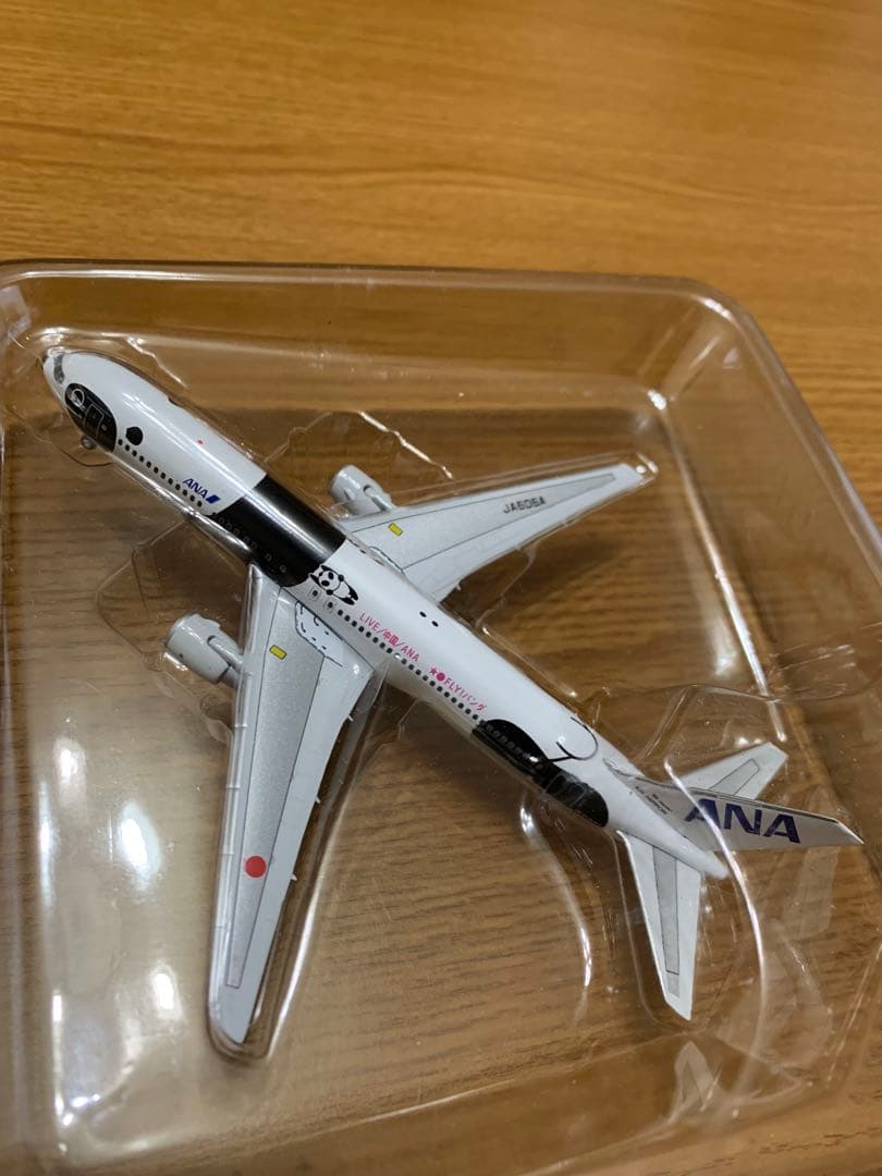 ANA FLY!パンダ　フライパンダ　飛行機模型　ボーイング767-300