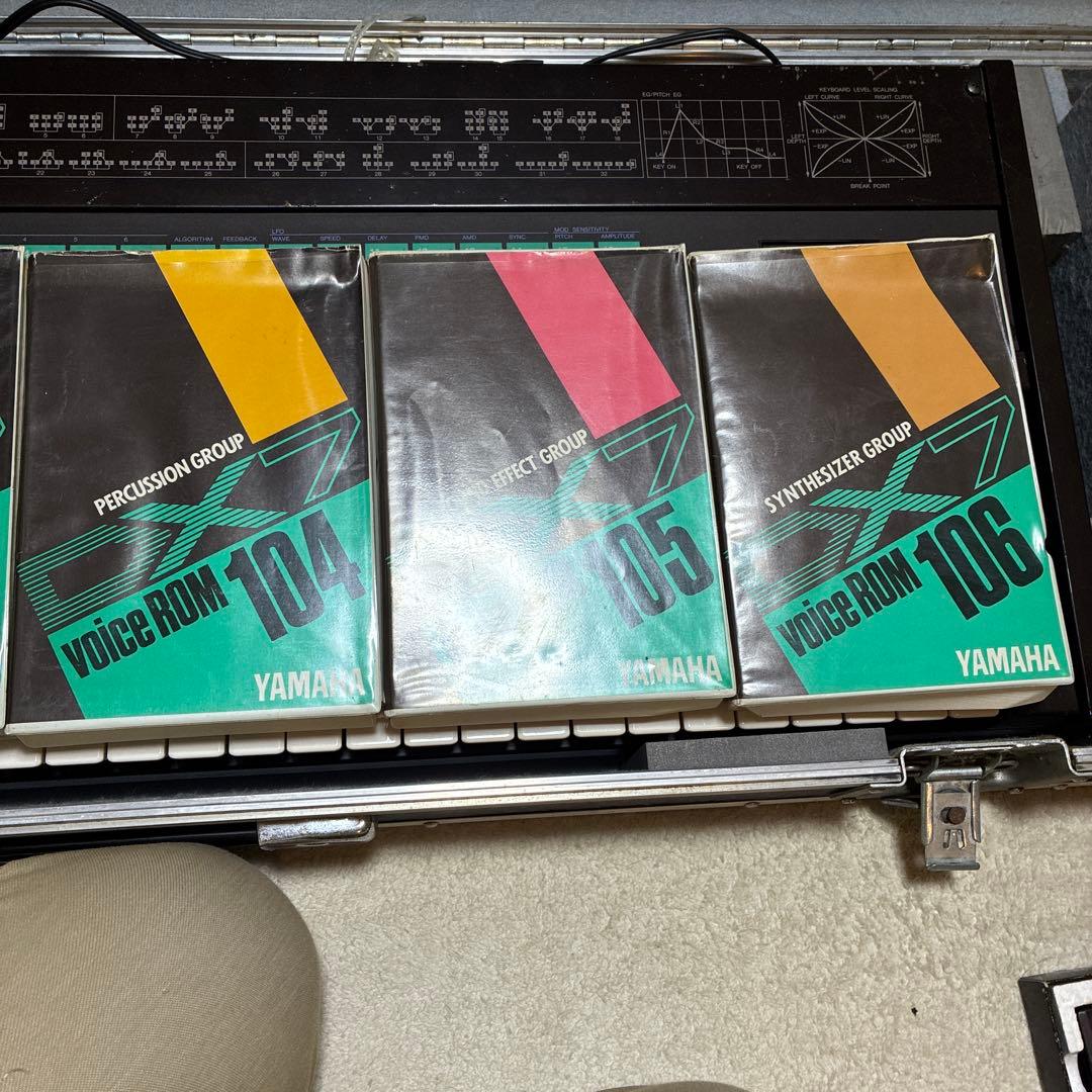 Yamaha DX7 シンセサイザー 61鍵盤 ハードケースその他付属品付き