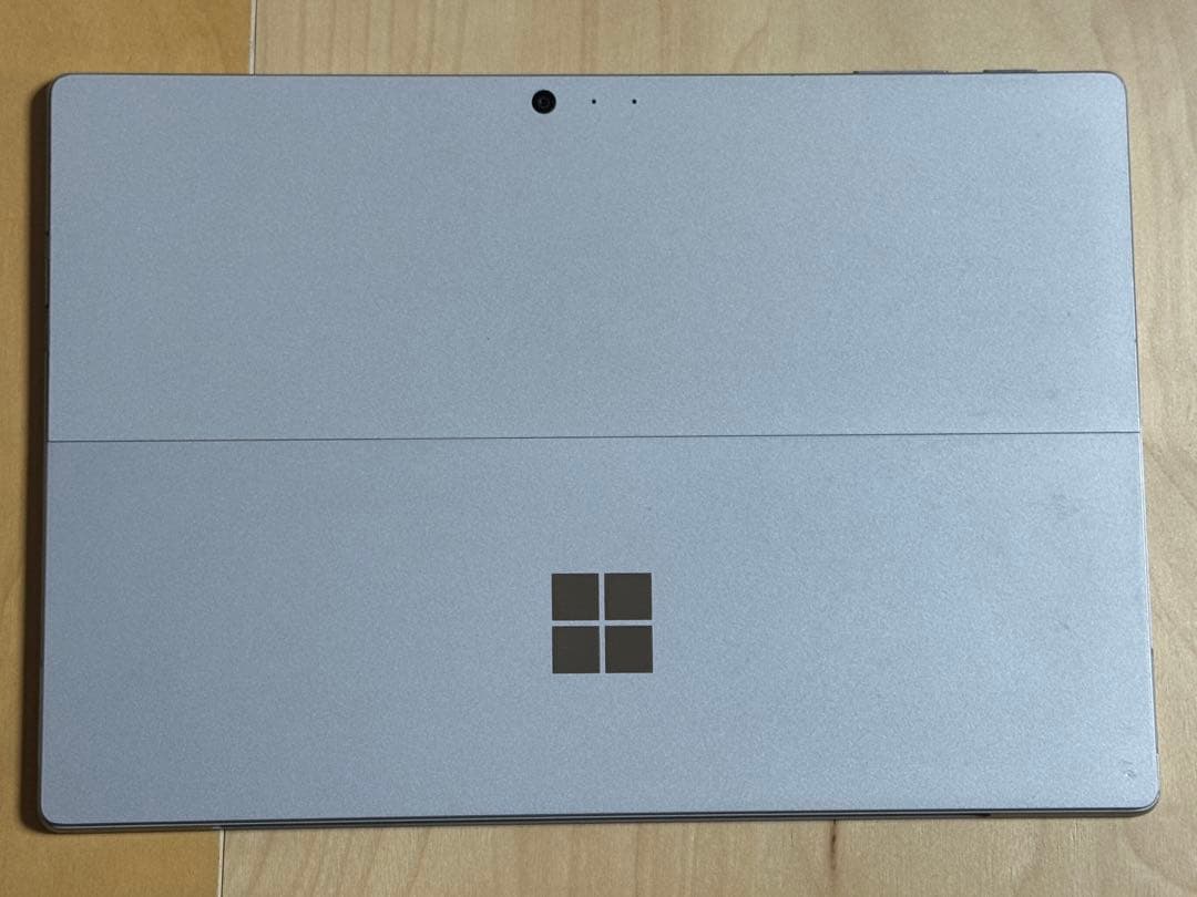 Microsoft Surface Pro 4 本体