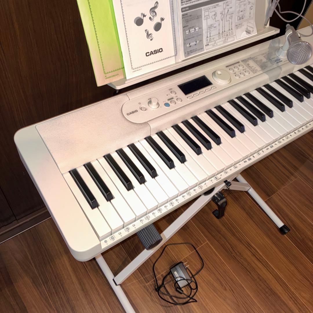 CASIO 光るキーボード　ＬＫ-５２０