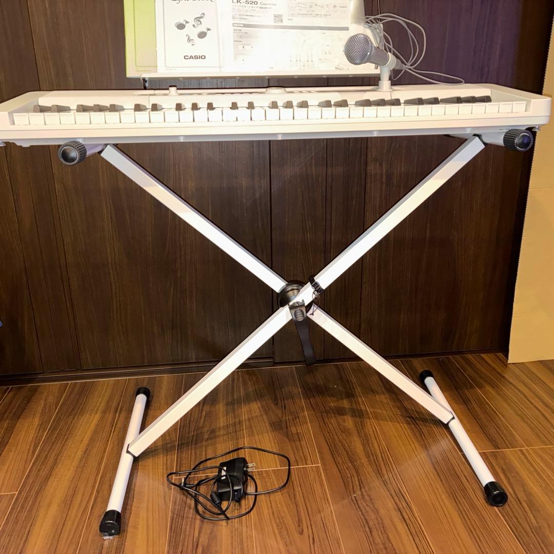 CASIO 光るキーボード　ＬＫ-５２０