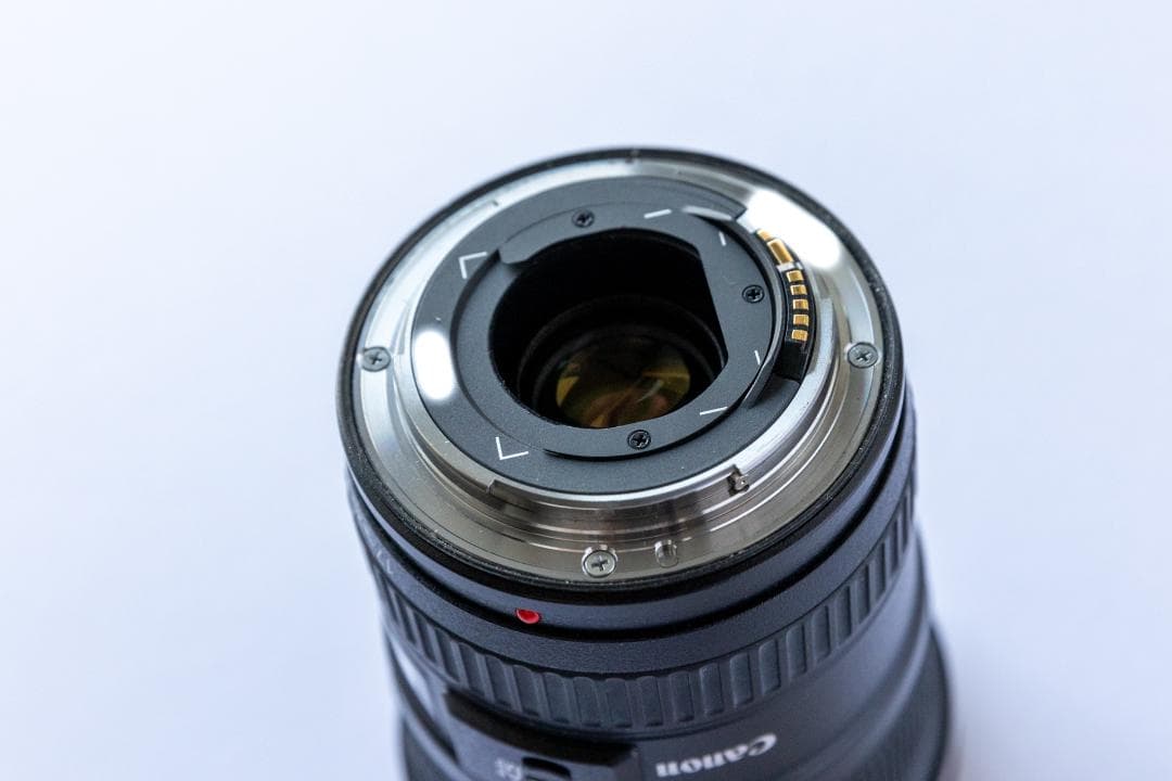CANON 広角ズームレンズの名玉！　EF17-40 F4L USM