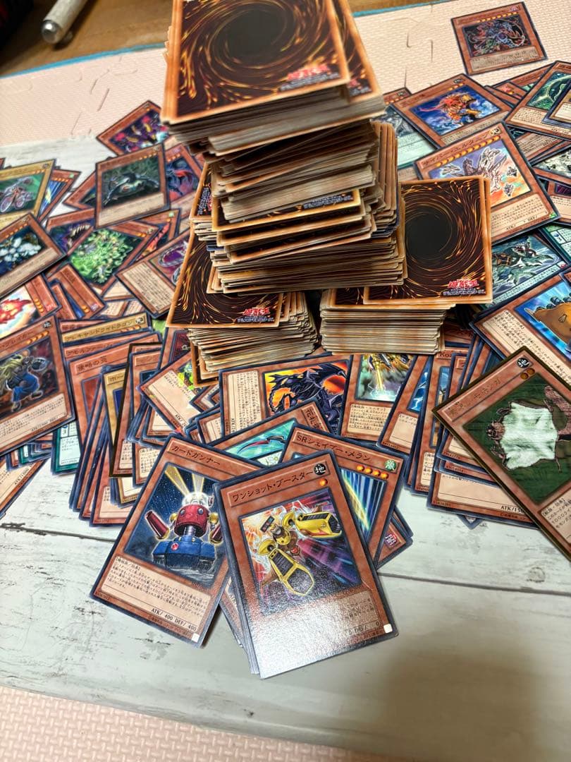 遊戯王 デッキ& カード 大量まとめ売り 2000枚以上