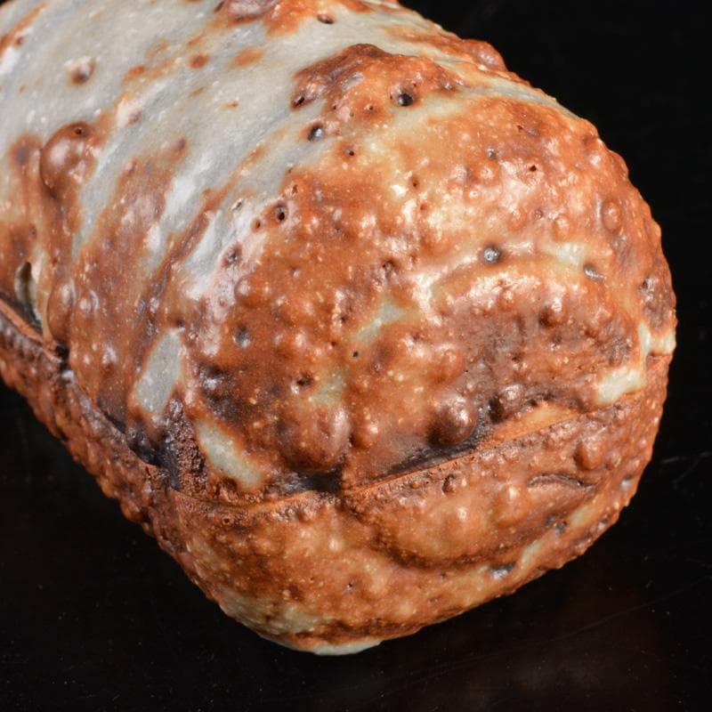 茶道具　鼡志野　加藤春鼎造　俵香合　共箱　V　6338