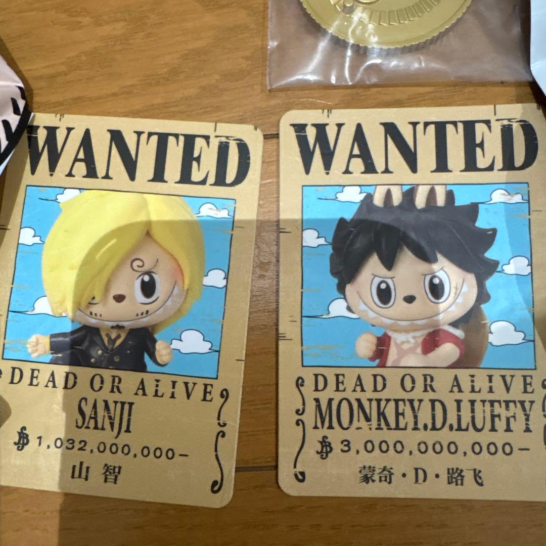 ラブブワンピースフィギュア　ルフィ　サンジセット