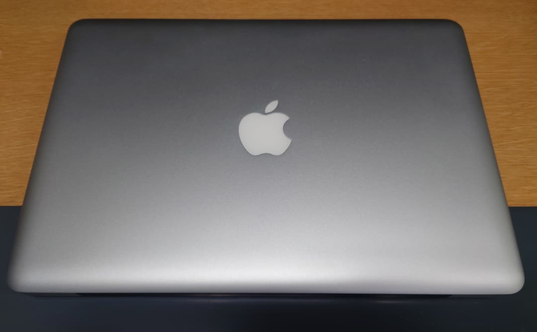 MacBookPro13インチSSD500GB【CD/DVDドライブ内蔵モデル】