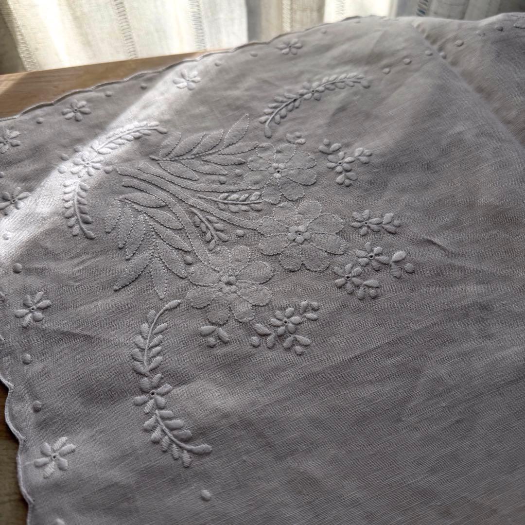 ヴィンテージ リネン テーブルクロス 白糸刺繍 カットワーク シャドーワーク