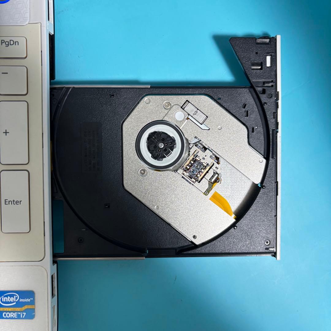 【高性能Core i7】【Office付‼】富士通★メモリ8GB★爆速SSD★