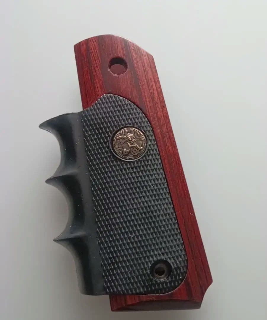 Colt 1911 Grip ガバメント　ローズウッド 　パックマイヤー