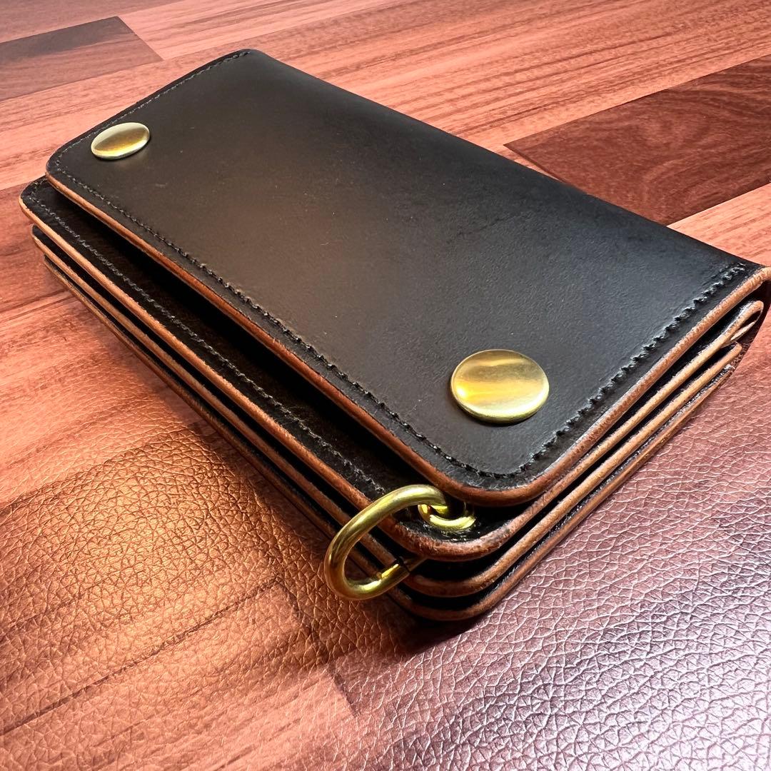 【トラッカーウォレット ミドル3層】ブラック 茶芯 ゴールド