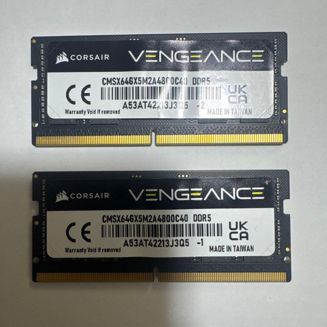 美品 CORSAIR DDR5 32GBx2 (64GB) ノート用