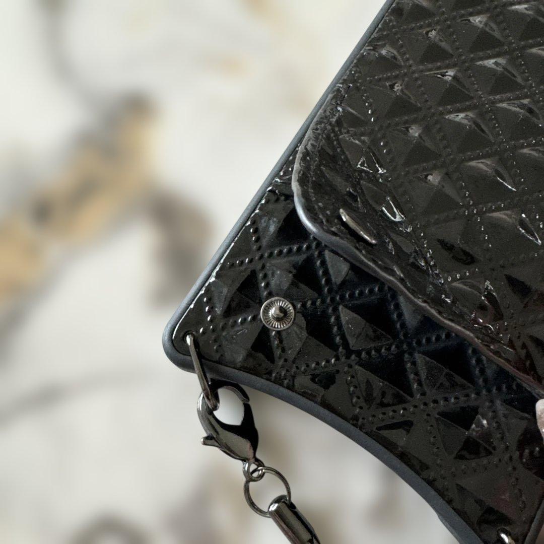 BANDLIER iPhone15プロマックス ケース　黒