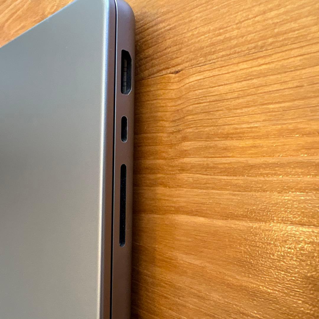 【極美品】M1 Pro MacBook 14インチ US配列