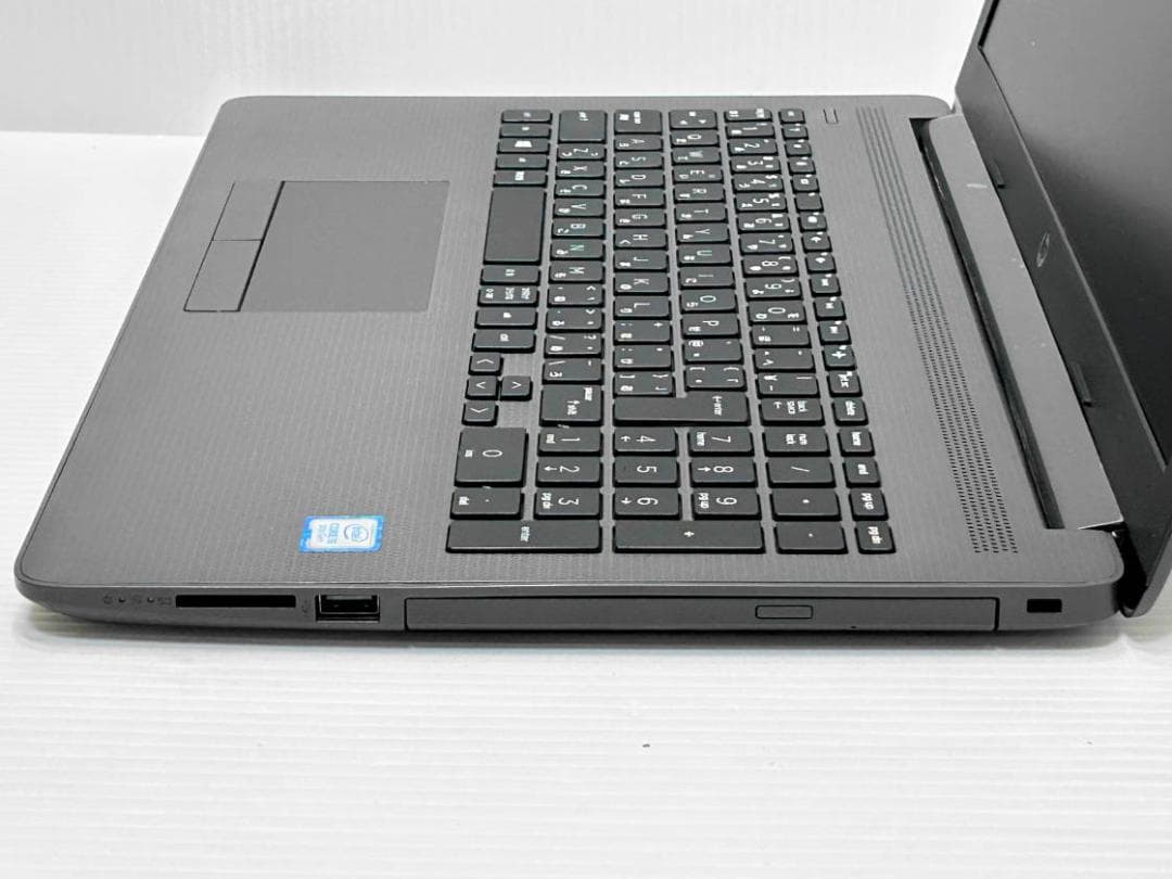 第8世代Core i5 HP 250 G7 8GB HDD500 WebCam