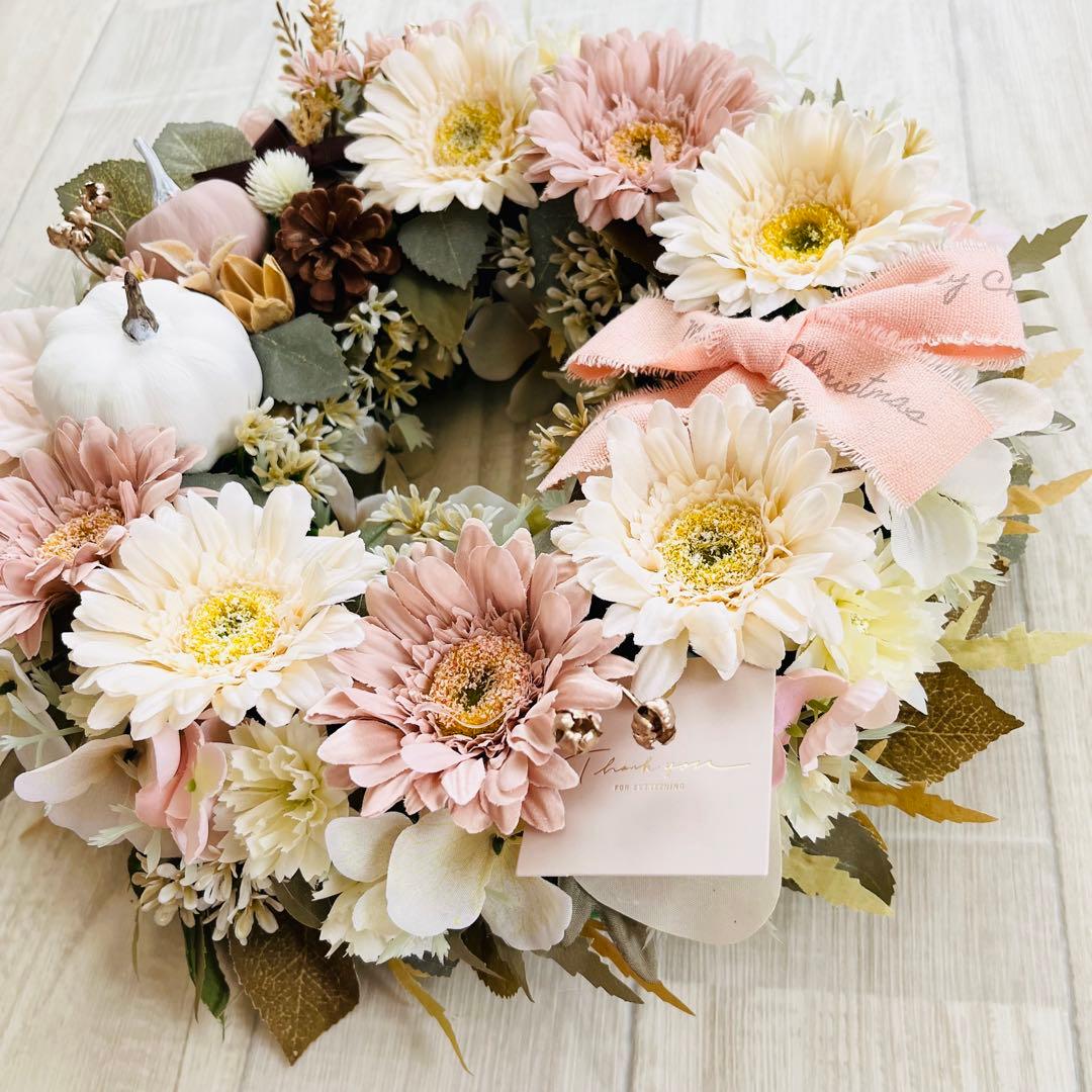 ハロウィン リース ピンクベージュ ガーベラ 秋リース フラワーリース 可愛い