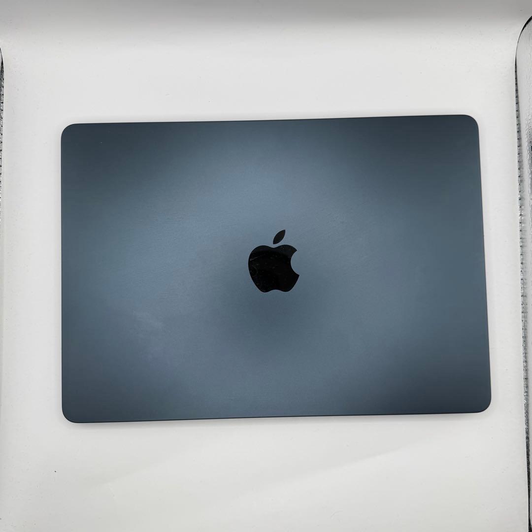Apple MacBook Air M3 8GB 256GB ミッドナイト