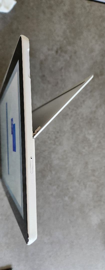 Windowsノート本体 Surface Go LTE Advanced 8GB SSD128GB