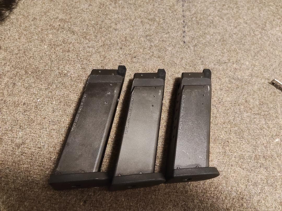 東京マルイUSP(プロサイト付) ガスブロ 雷錘バレル＆紫パッキン 予備マグ3本