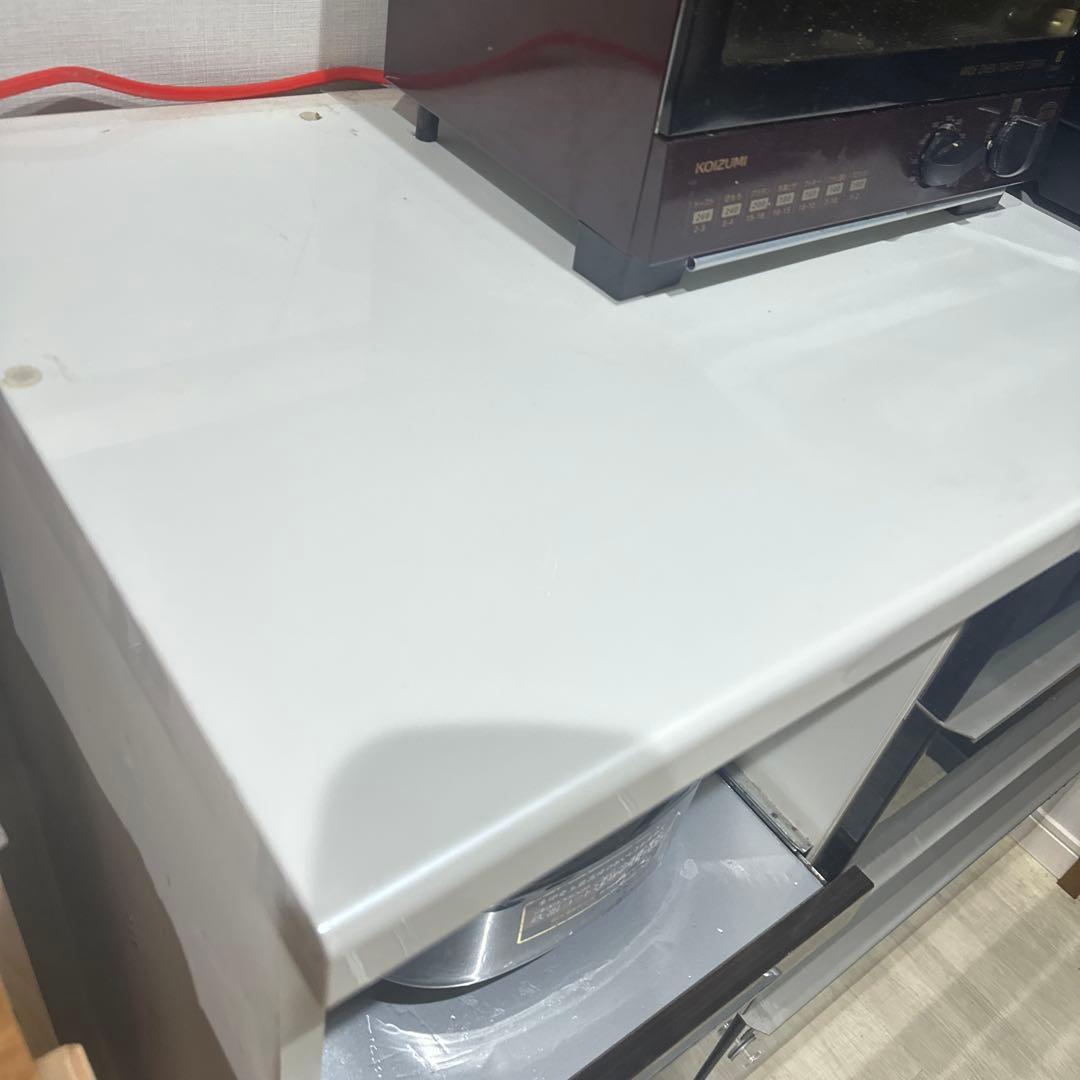 キッチンボード　食器棚　パモウナ