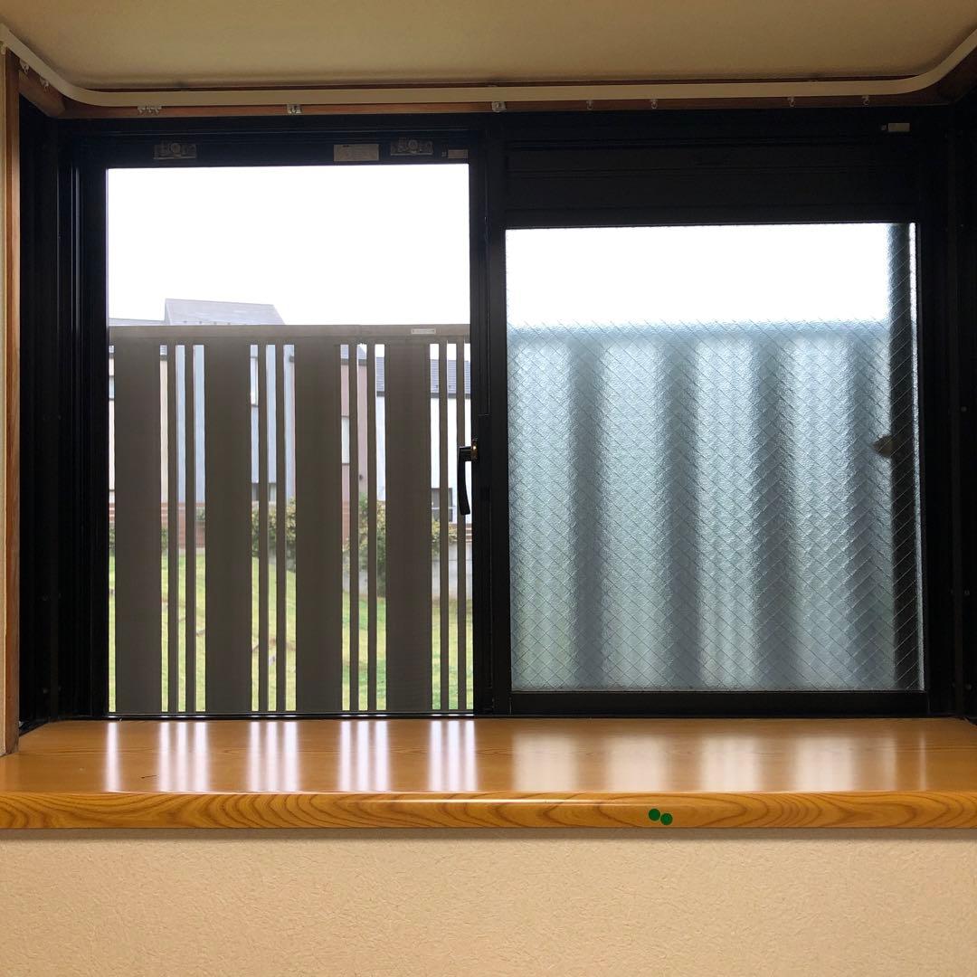 出窓カーテン　タッセル付き